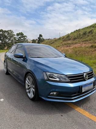 VOLKSWAGEN JETTA 2.0 TSI HIGHLINE 211CV GASOLINA 4P TIPTRONIC